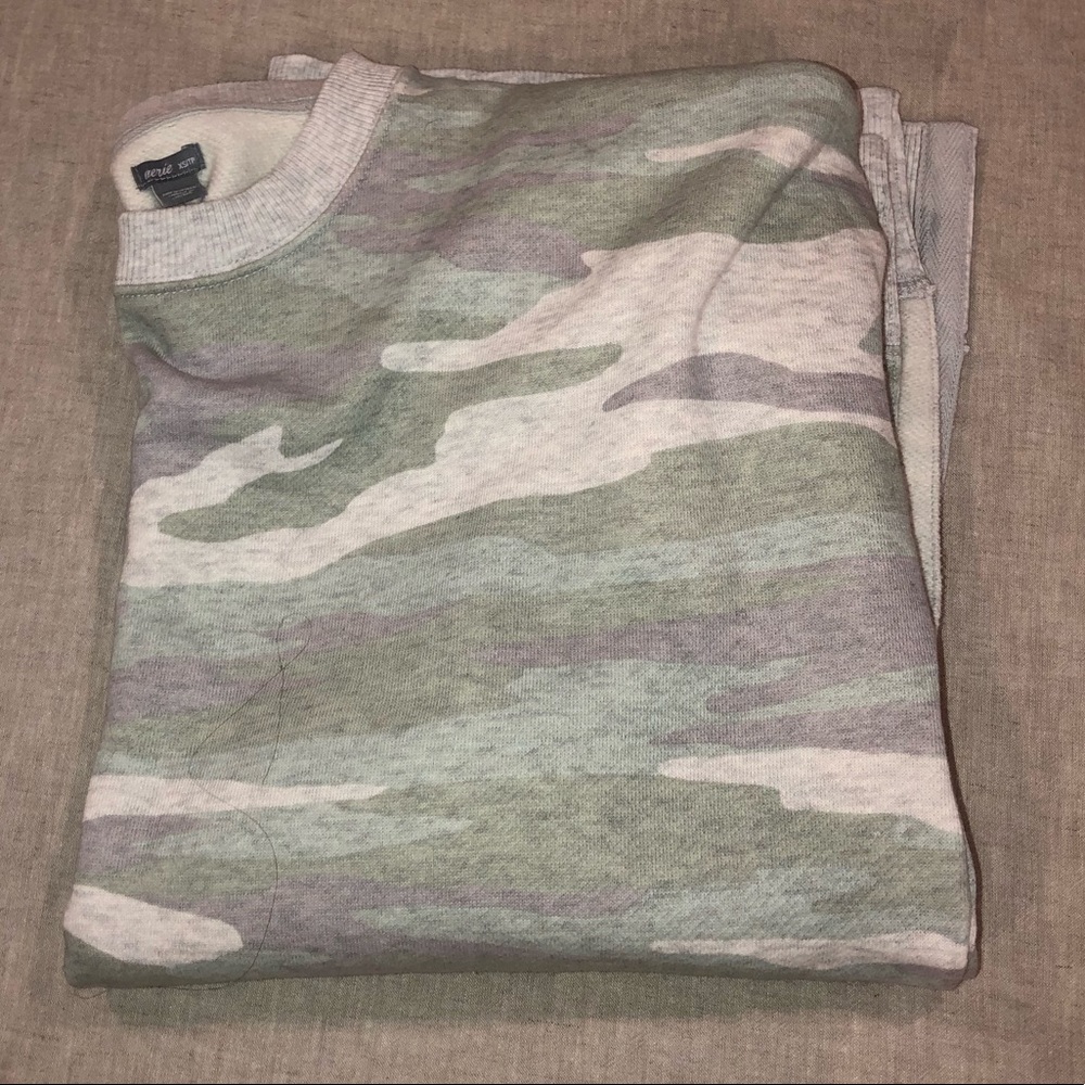 American eagle sweatshirt